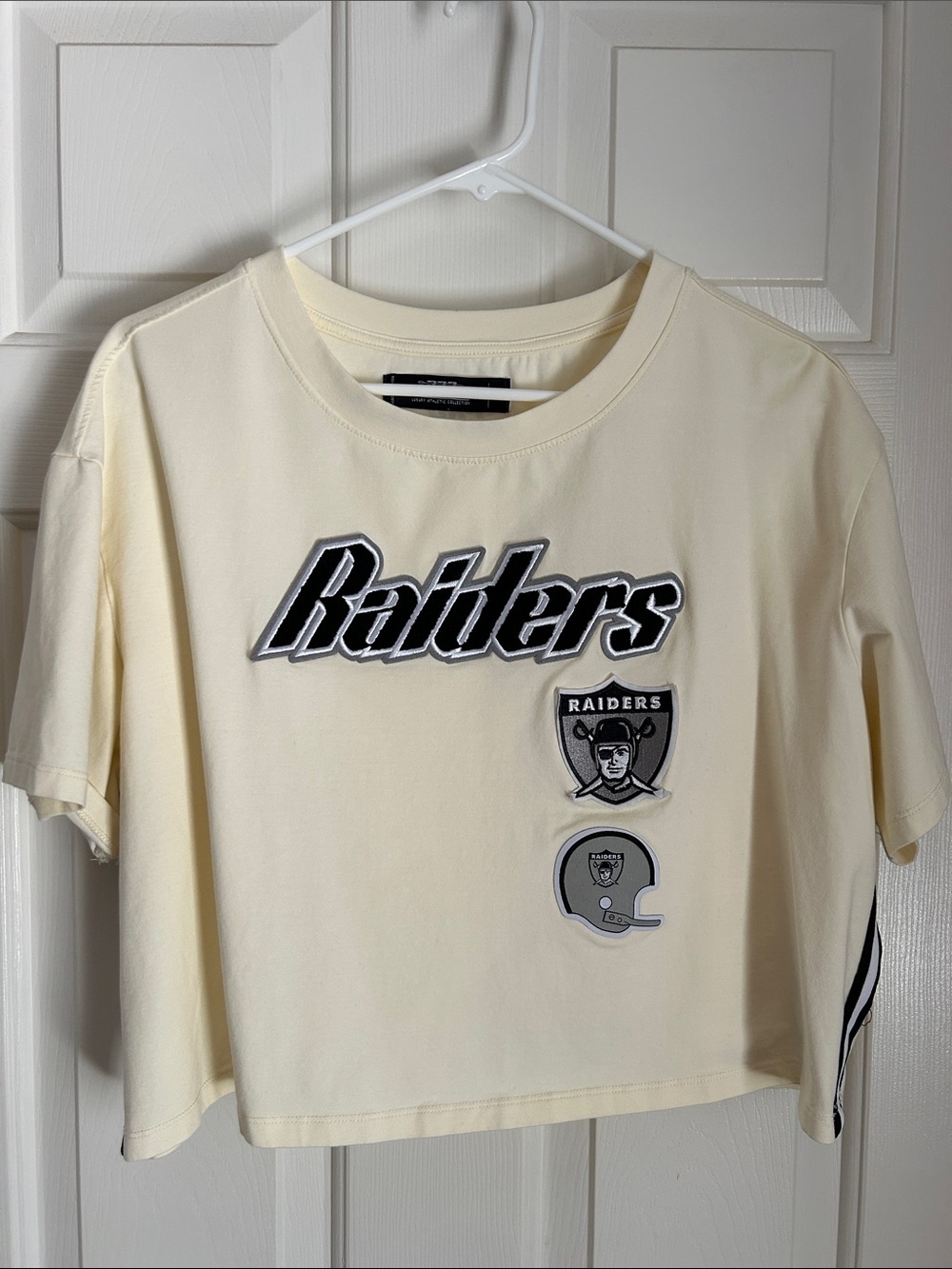 Raiders Cream Short Sleeve Crop Top